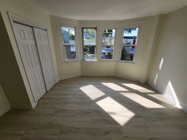 348 W Queen Ln Floor 2