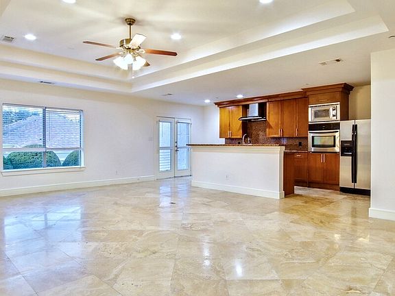 3rd image of 2690 Rockbrook Dr Unit 6