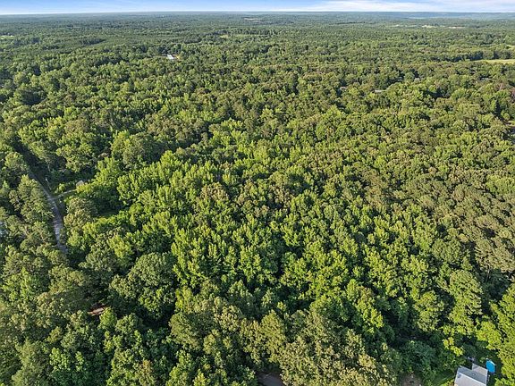 4th image of Spring St