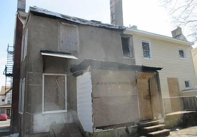 2nd image of 151 N Day St
