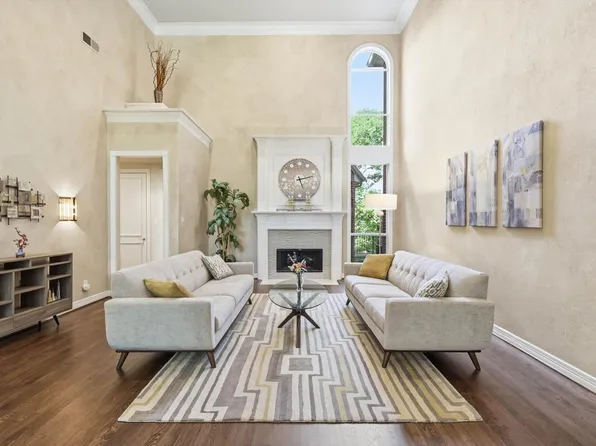 617 Hawthorn Cir, Highland Village, TX 75077