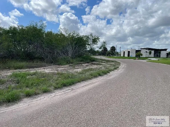4 Resaca Bnd, Olmito, TX 78575