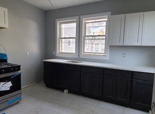 772 S 16th St, Newark, NJ 07103