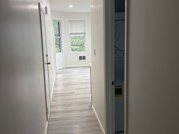 5th image of 3761 N 18th St