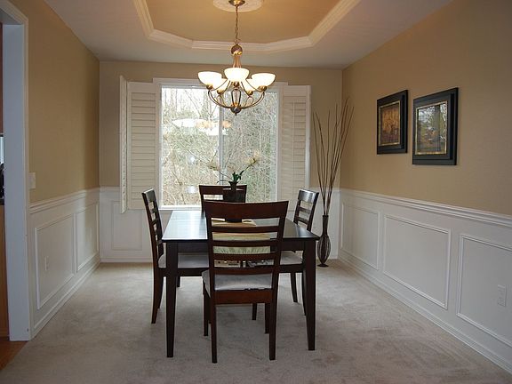 Formal dining room