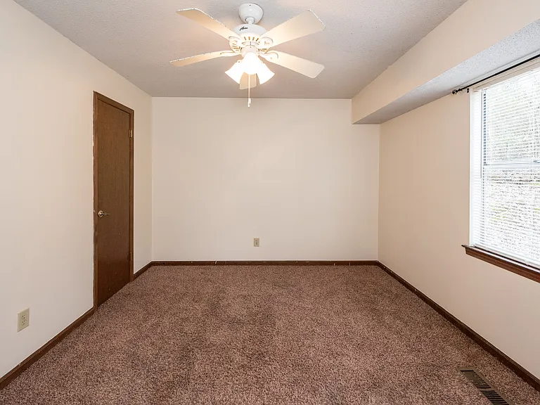 5172 Oak Haven Cir — Photo 19
