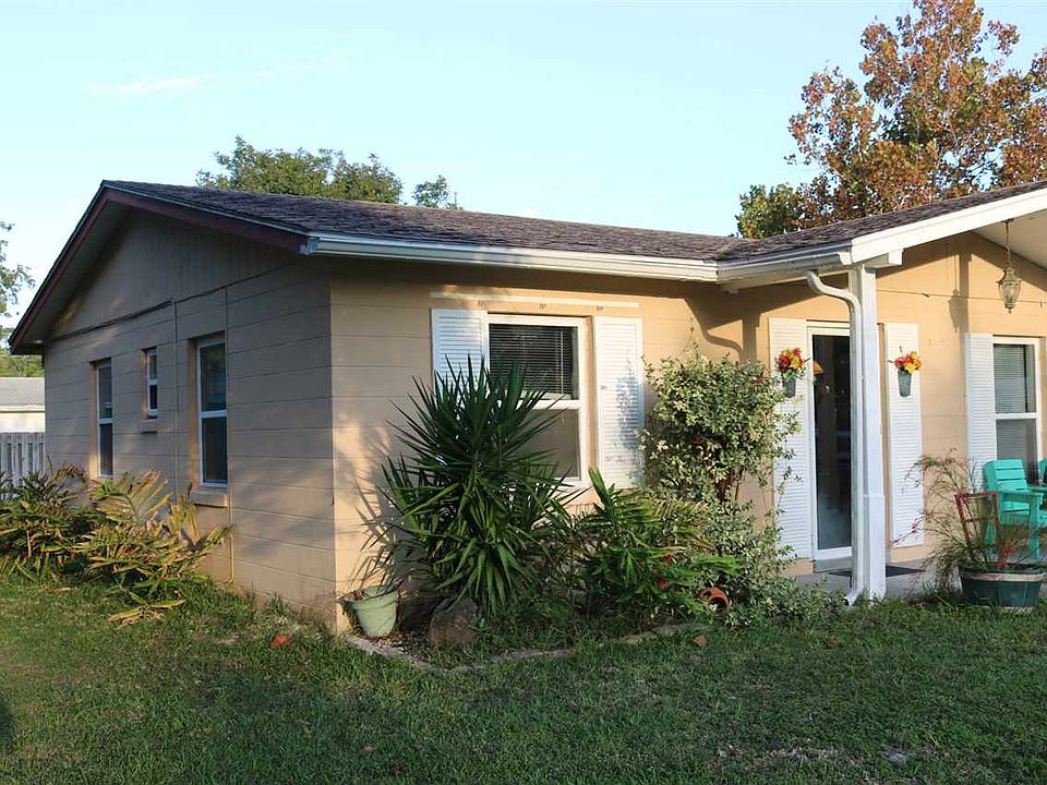 1st image of 810 Entero Ln