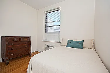 Rented by Weinstein Realty Group