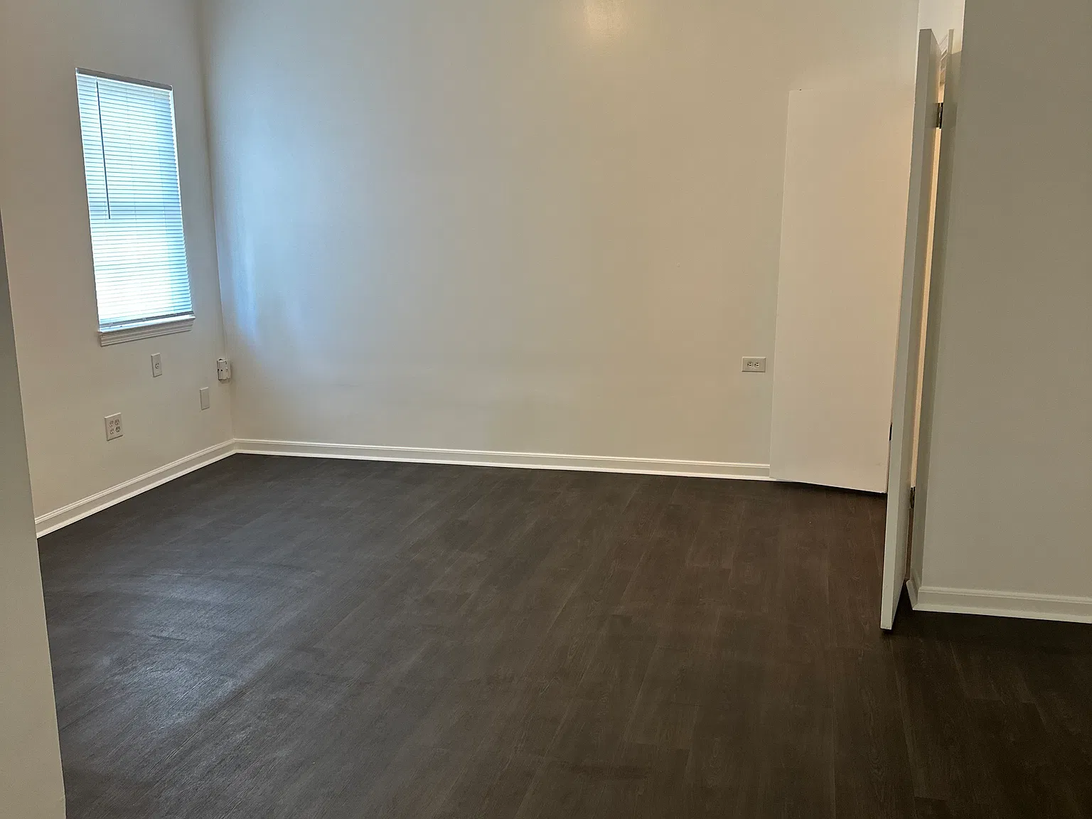 979 Dowdey Road — Photo 3