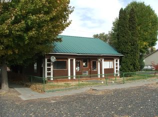 285 W 2nd St, Ione, OR 97843
