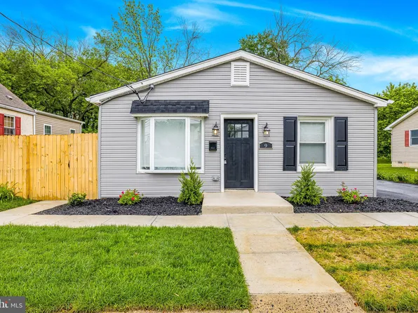 9 Meadowbrook Ave, Wilmington, DE 19804