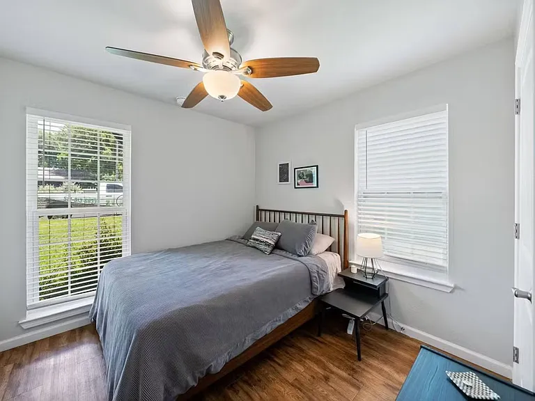 5704 Glenhollow Path — Photo 8