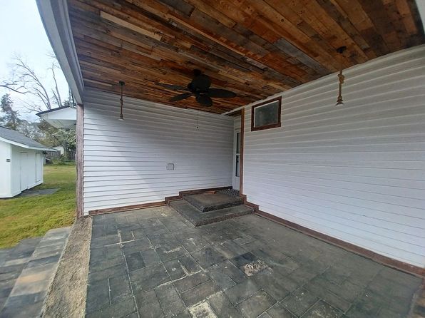 45 N Kennedy St, Metter, GA 30439