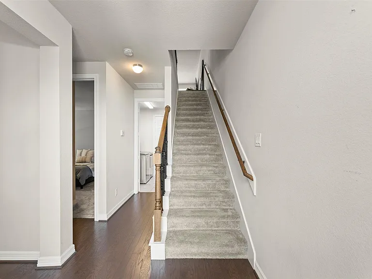 9420 Caddo Ridge Ln — Photo 4