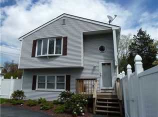 270 Warwick Neck Ave, Warwick, RI 02889