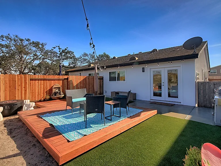 4915 Catamaran St — Photo 13