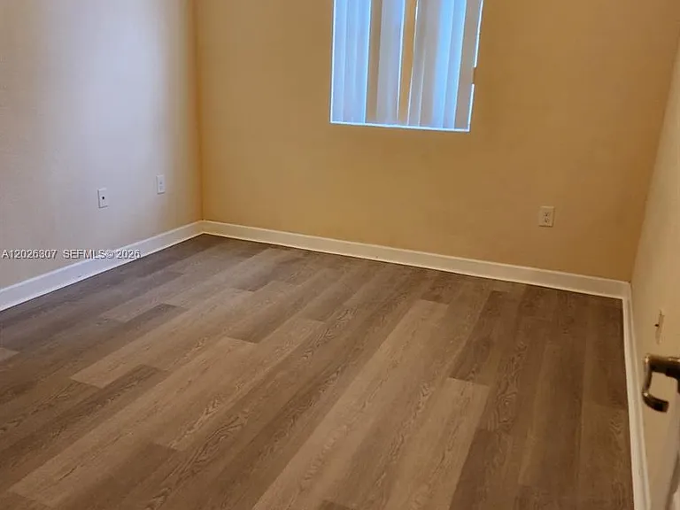 17009 SW 94th Ter — Photo 6