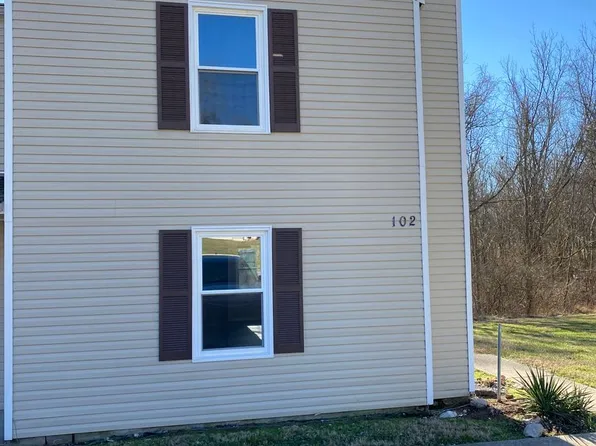 102D Kingsbury Ct, Clarksville, TN