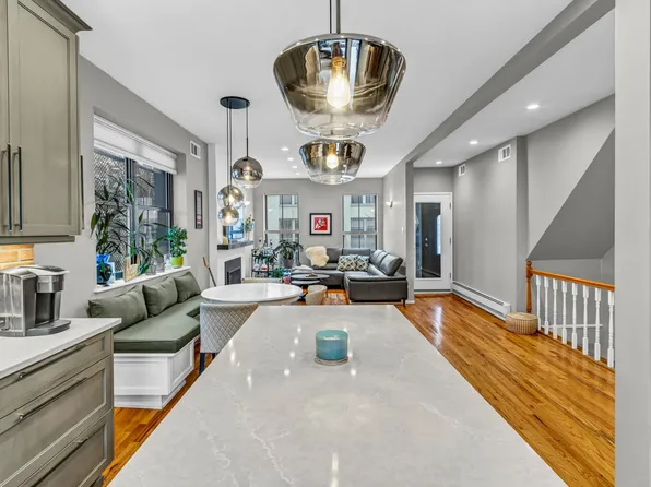 207 Huntington Street image 8 of 43