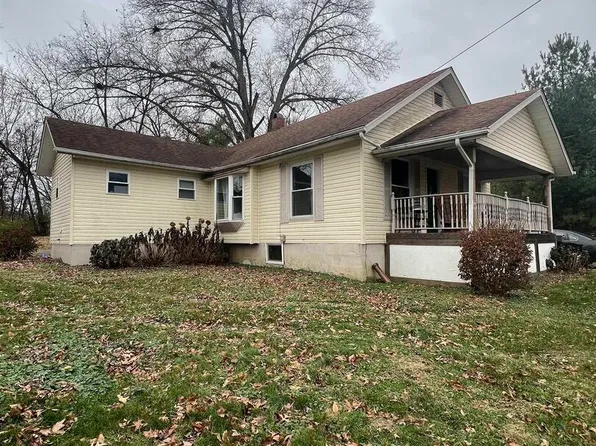 1717 Stanley Ave, Mount Vernon, IL 62864