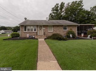 211 McClellan Ave, Hamilton, NJ 08610