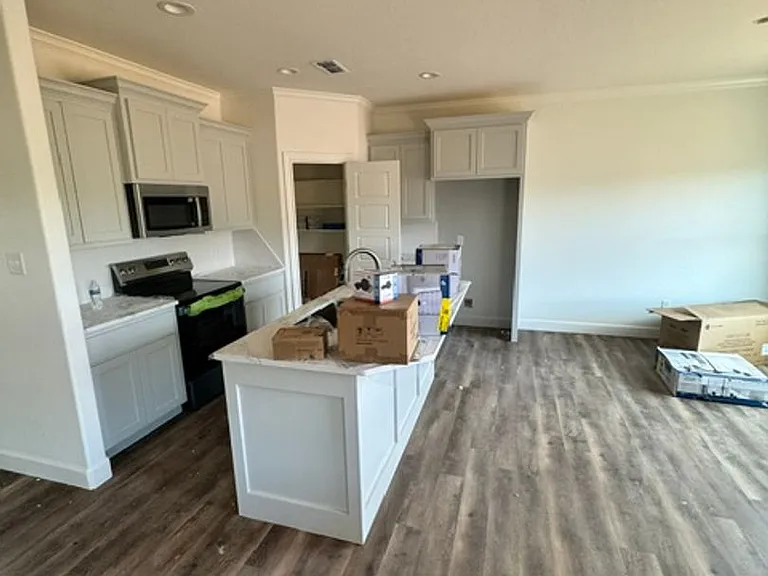 7061 Tin Cup Dr — Photo 3