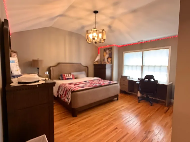 341 Maple St — Photo 17