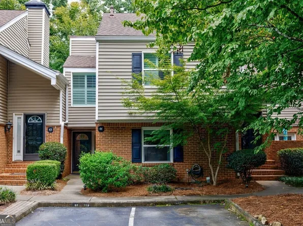 44 Dunwoody Springs Dr, Sandy Springs, GA 30328