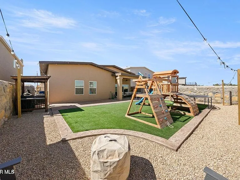 337 Fray Olguin Ct — Photo 32