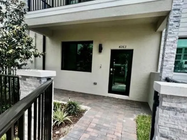 4263 NW 83rd Path, Doral, FL 33166