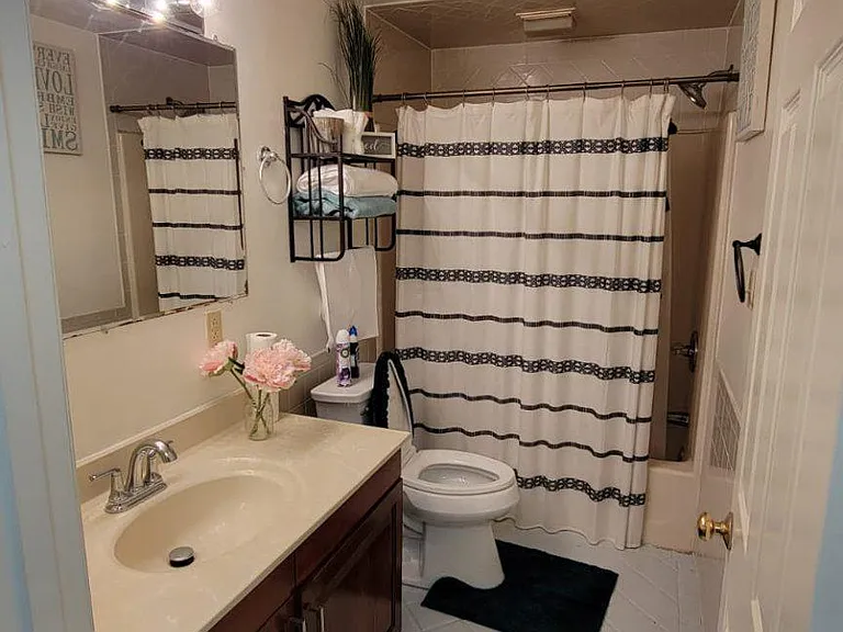 115 Deer Hill Ct — Photo 15
