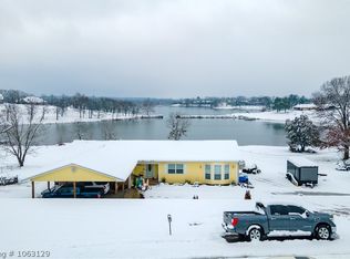 8811 N Lake Ln, Hackett, AR 72937