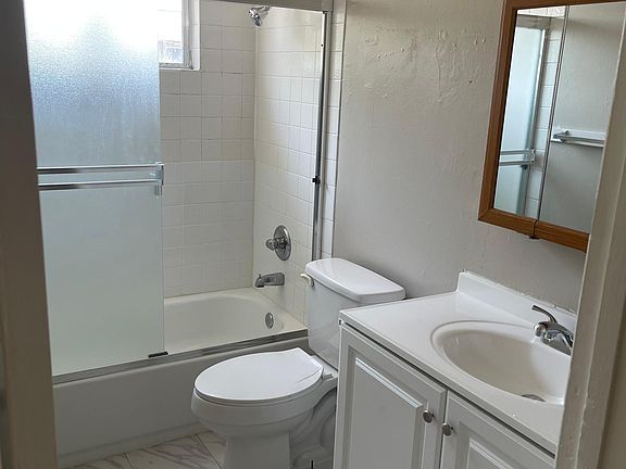 3rd image of 1412 Carnelian Dr #4