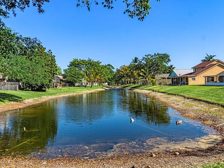22525 Swordfish Dr — Photo 39