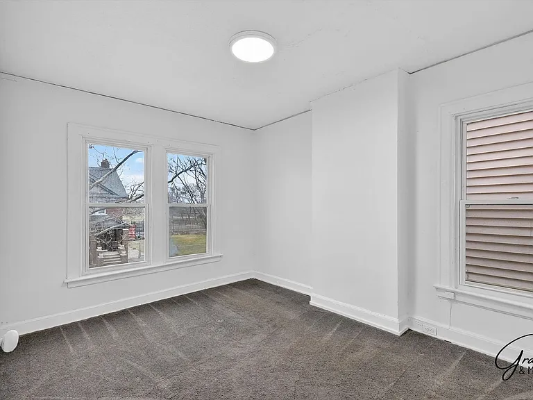 2685 Clairmount St — Photo 11