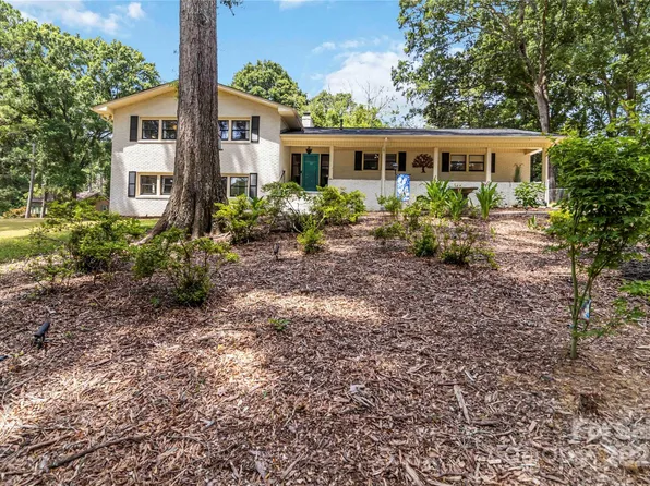 1505 Clarendon Pl, Rock Hill, SC 29732