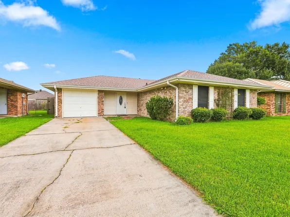 305 Louis Dr, Houma, LA 70364
