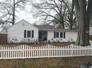 712 Paul St, Newport News, VA 23605