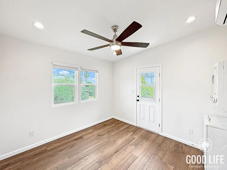 1845 Edgemont St — Photo 14