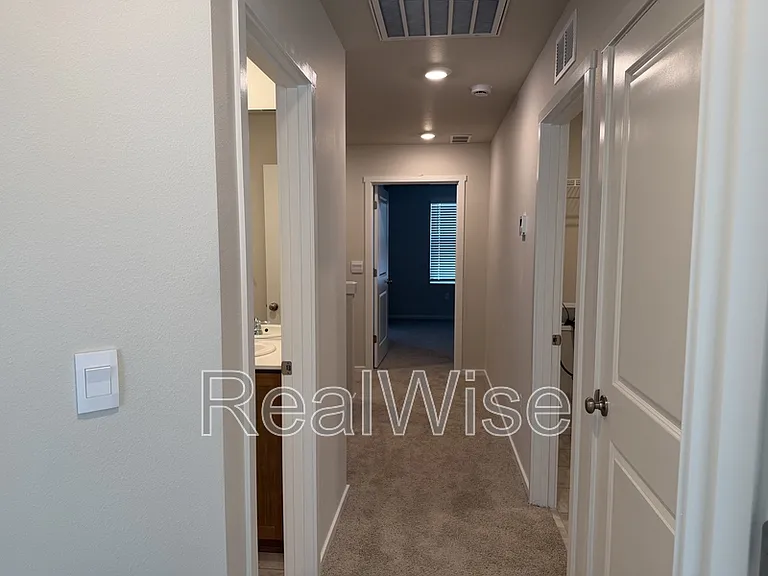62755 Eagle Rd — Photo 37