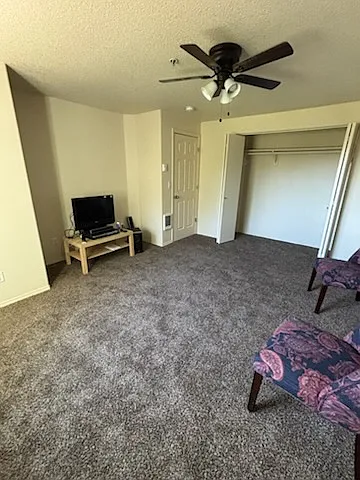 1195 Norway St NE — Photo 13
