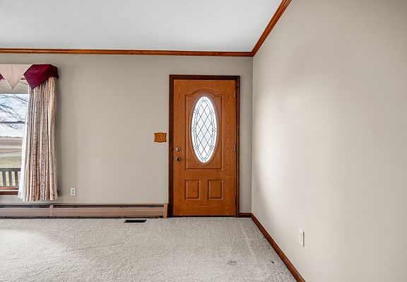 3rd image of 5990 N 1700th St