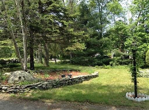 3rd image of 392 Highland St