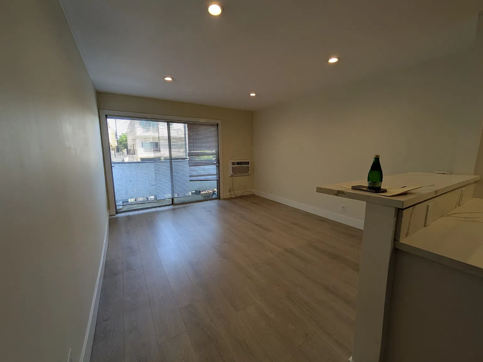 Studio, 450 sqft, $2,150 — Photo 2