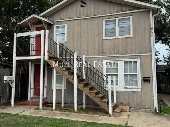 6908 1/2 NW 42nd St, Bethany, OK 73008