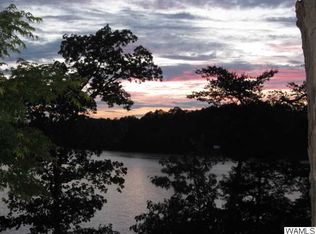 15224 W Winds Dr, Northport, AL 35475