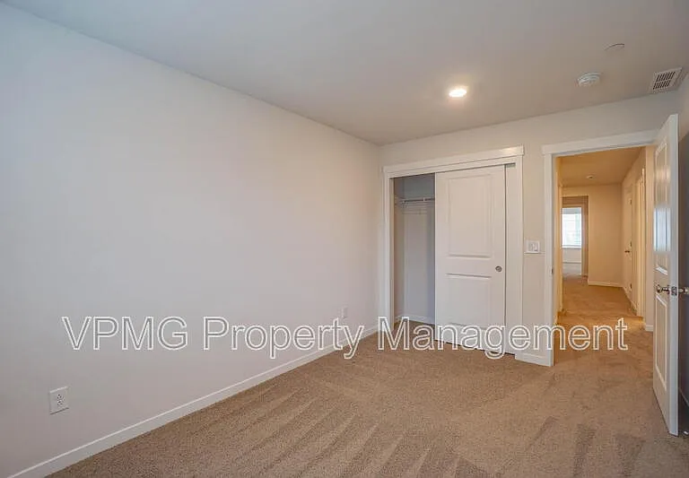 6921 NE 16th Ave — Photo 30