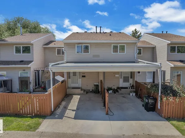 6632 36a Ave NW, Edmonton, AB T6K 1S3
