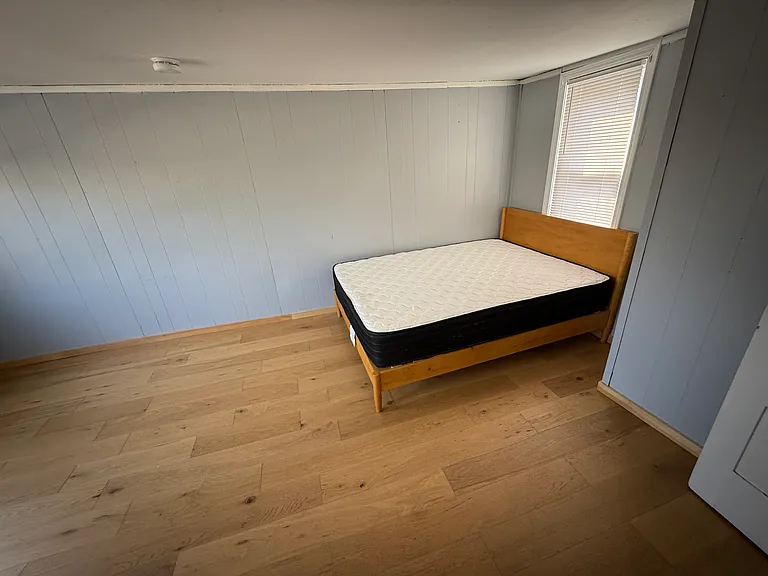 23 Bowers St #1 — Photo 3