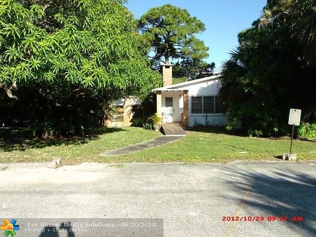 1st image of 549 NE 21st Ct